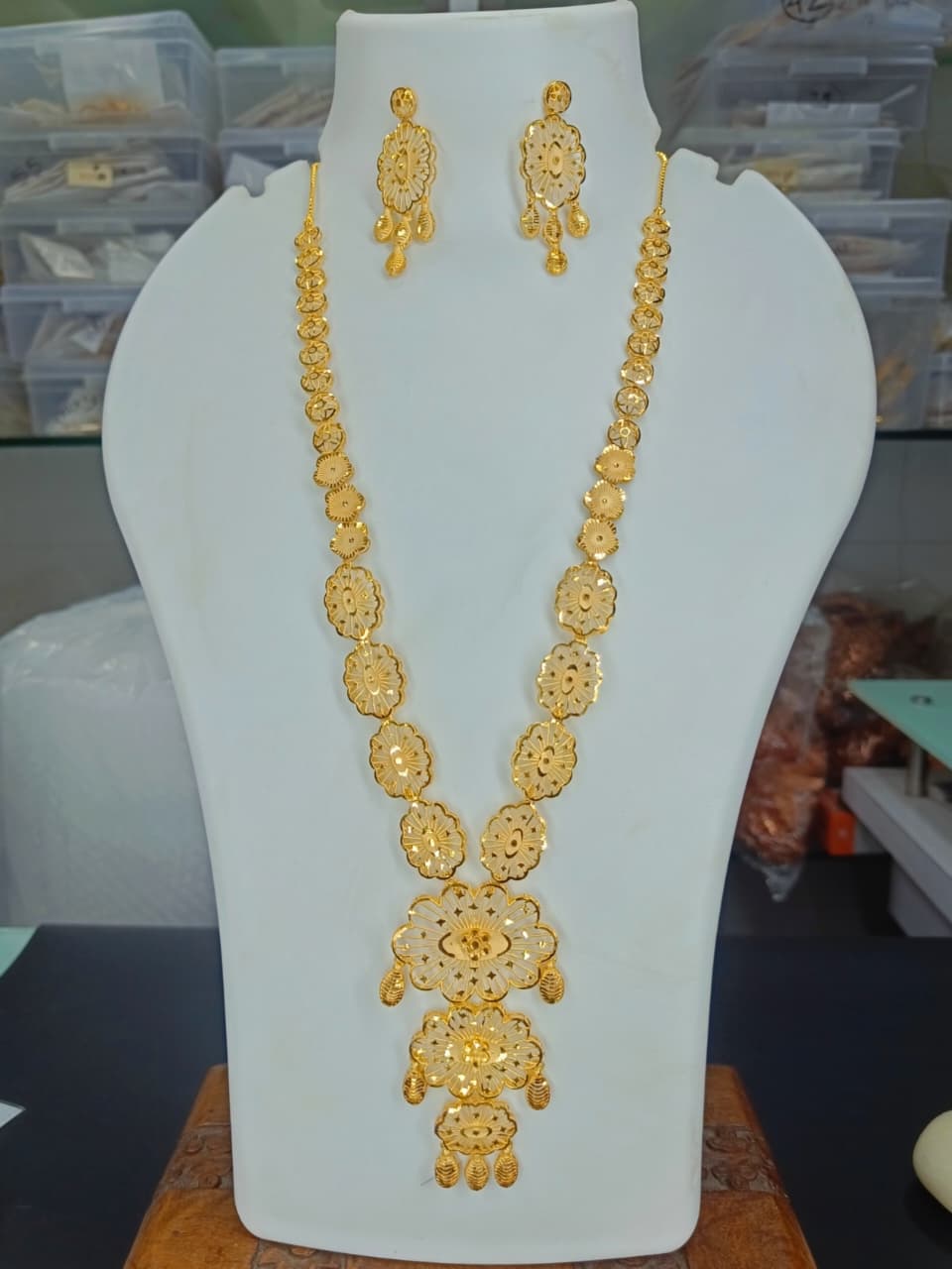 Agniveśa Turkish Gold-Plated Necklace