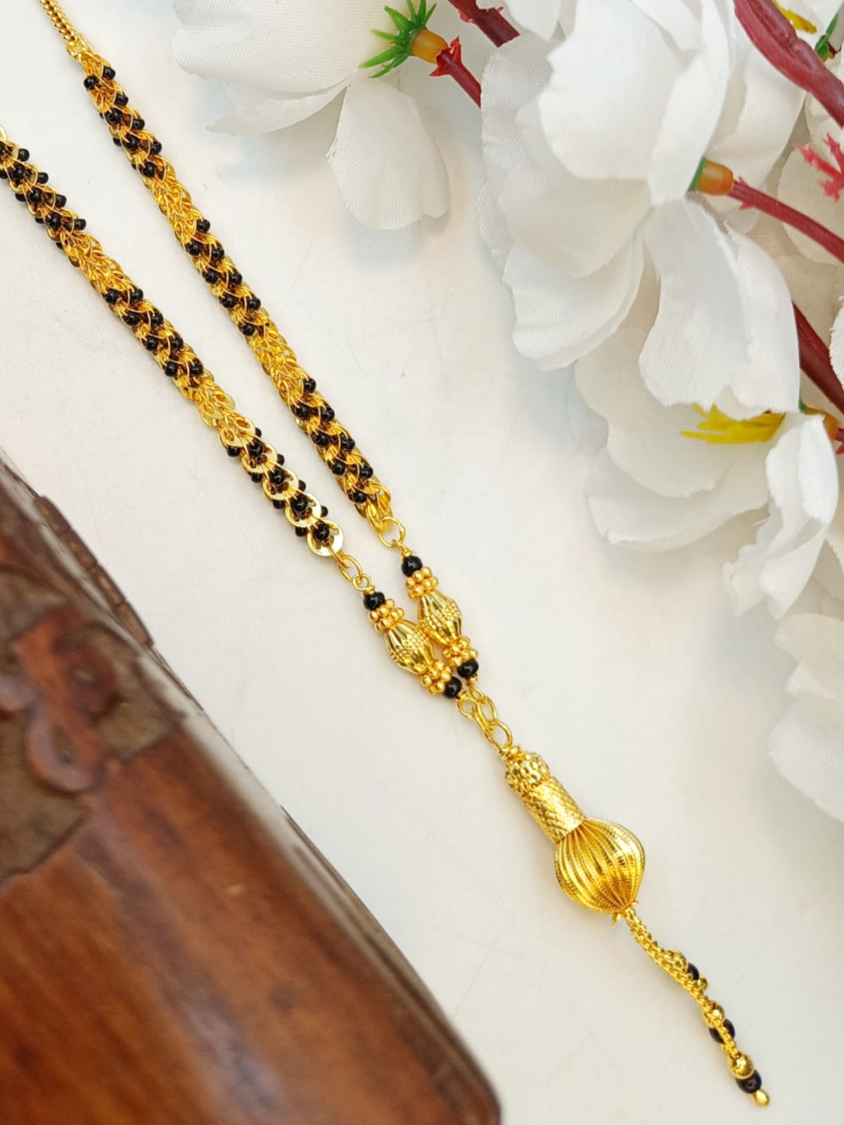 Avaśā 1 Gram Gold Plated Short Mangalsutra