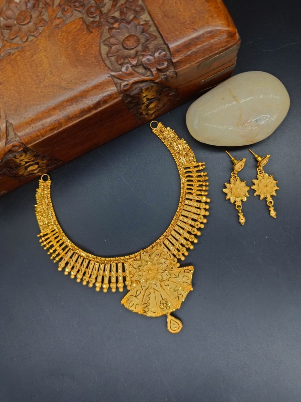 Amaya 1 Gram Gold Plated Designer Necklace Set