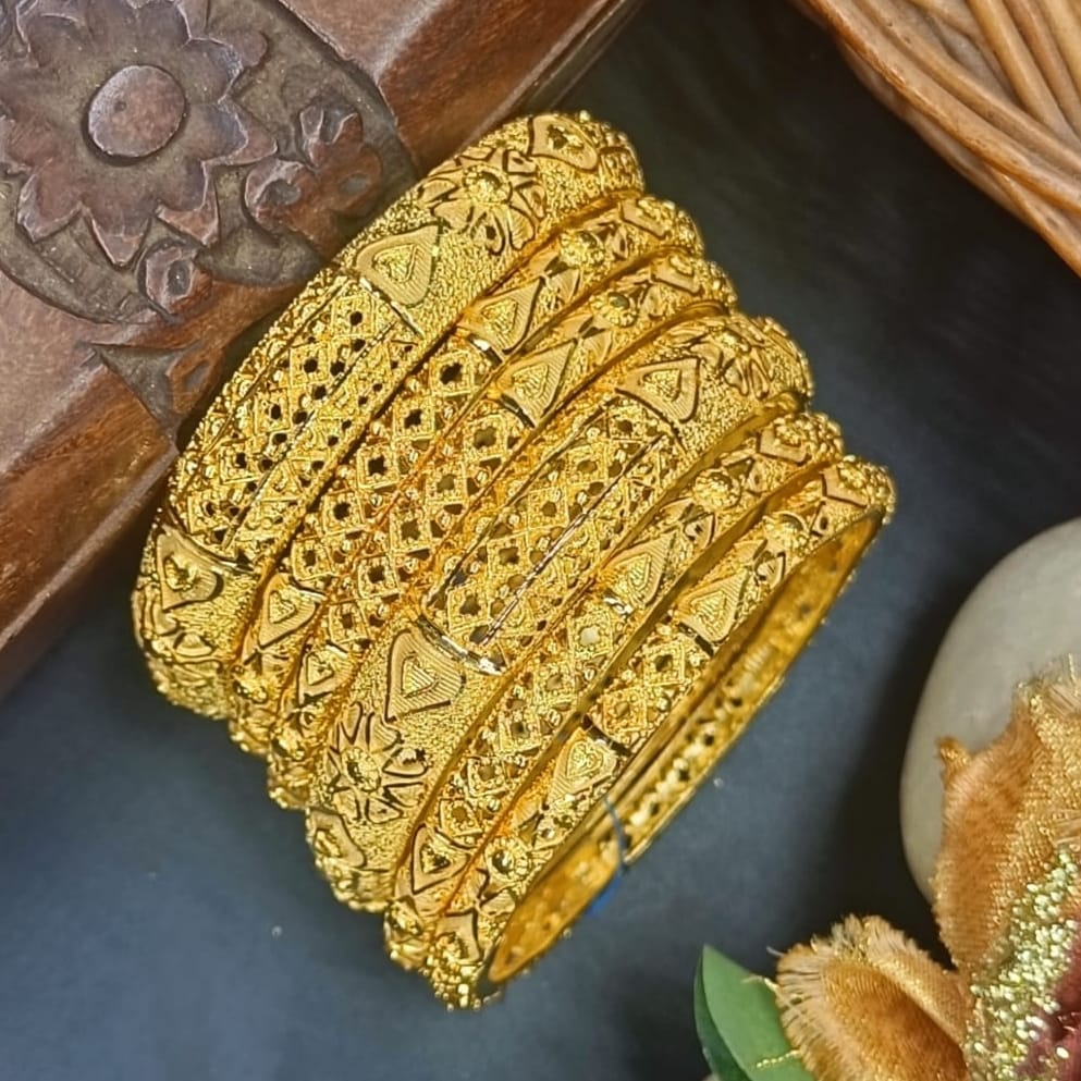 Rajeshwari One Gram Gold 6 pis Bangles Set