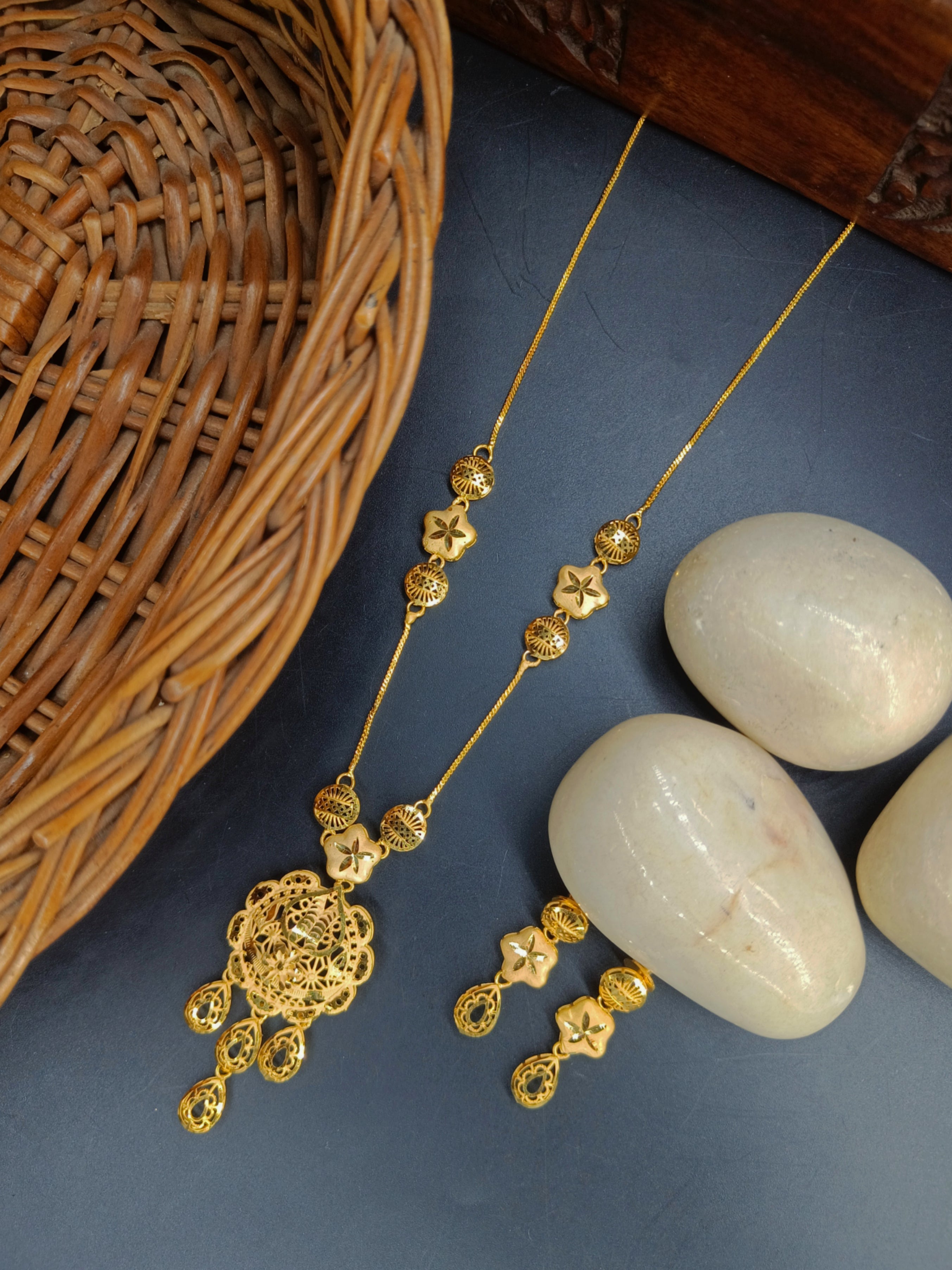 Selka 1 Gm Gold Plated Chain Set