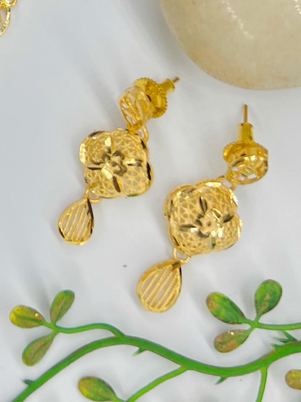 Prati 1 Gram Gold Plated Designer Turkish Necklace Set