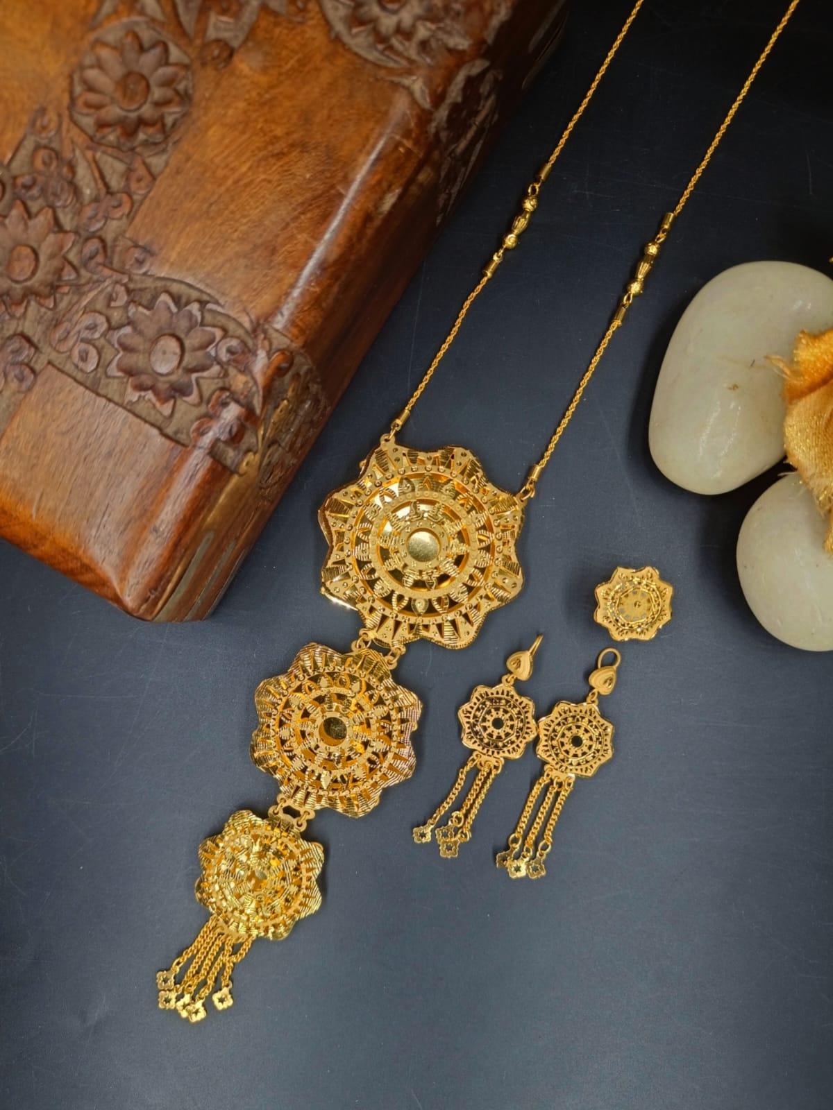 Alathea 1 Gm Gold Plated Chain Set