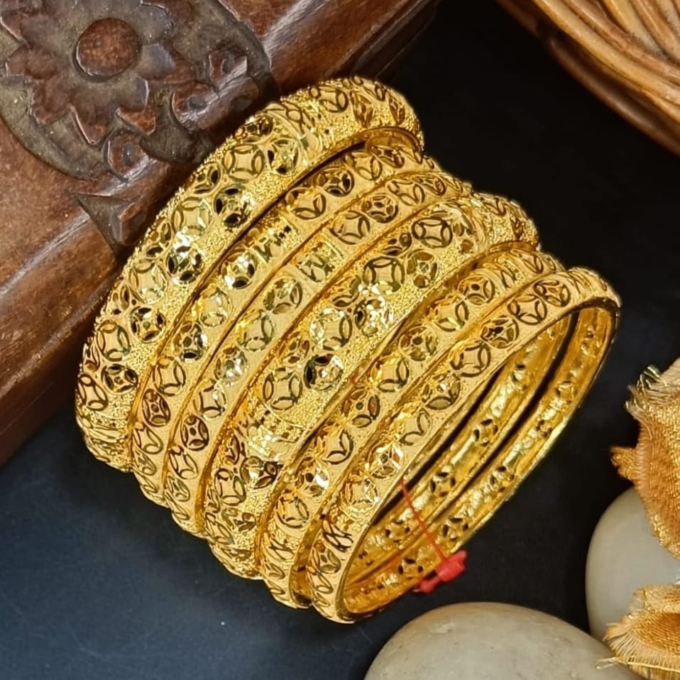 Shaila One Gram Gold 6 pis Bangles Set