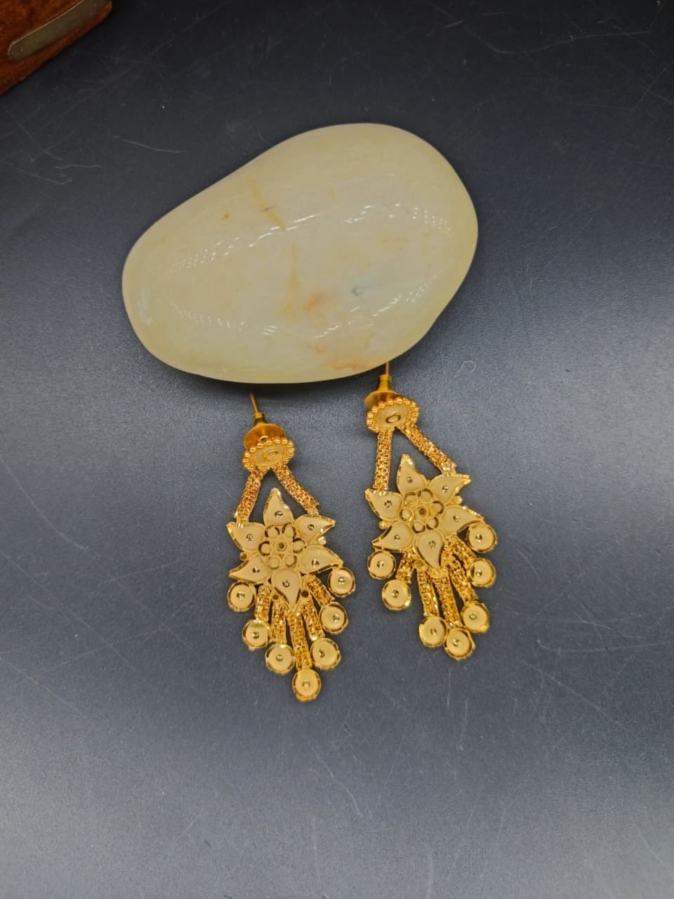Aesha 1 Gram Gold Plated Designer Necklace Set