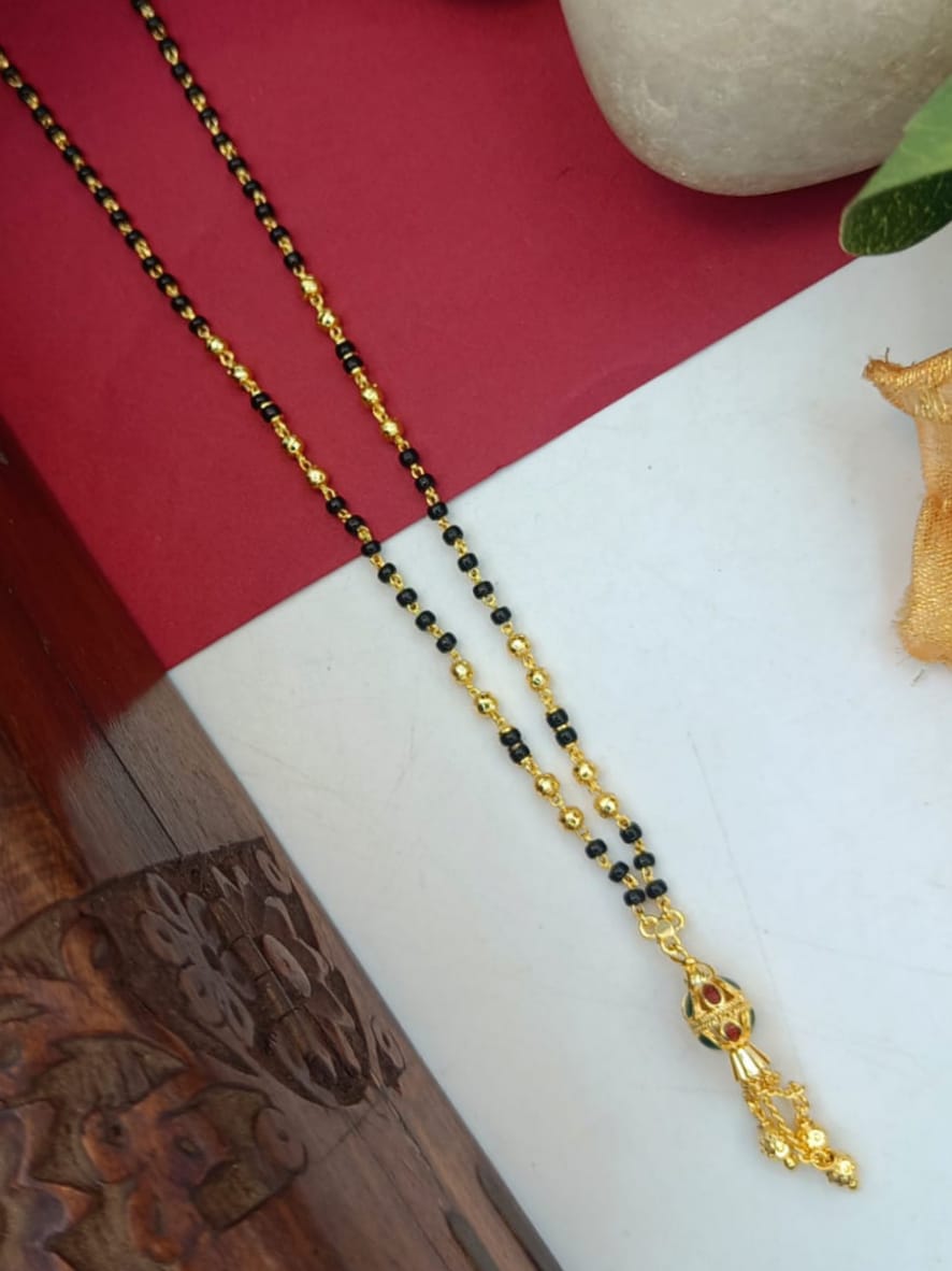 Shruti 1 Gram Gold Plated Short Mangalsutra