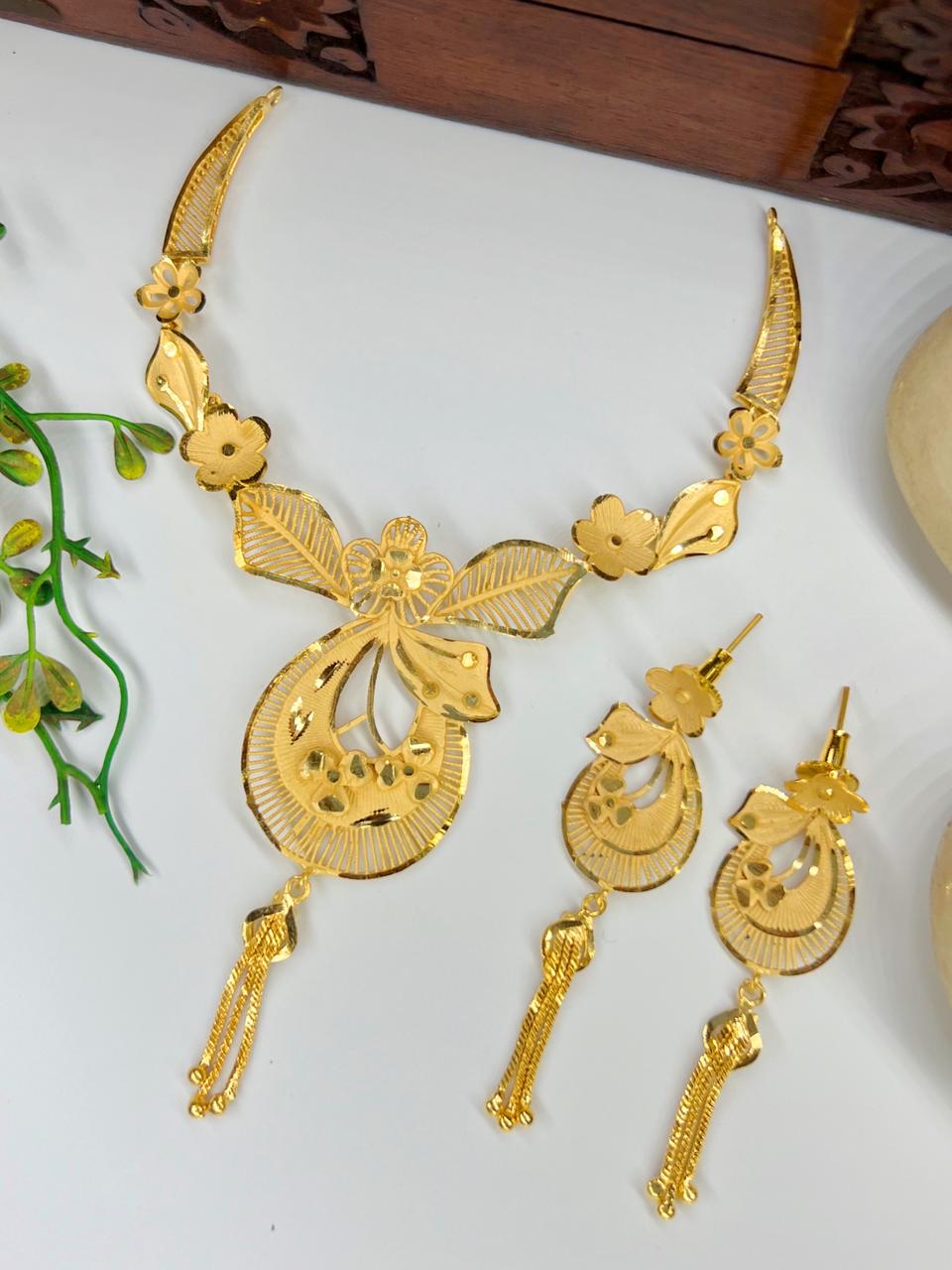 Aish 1 Gram Gold Plated Designer Necklace Set