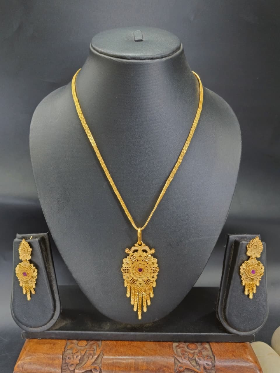 Deepti  1 Gm Gold Plated Chain Set