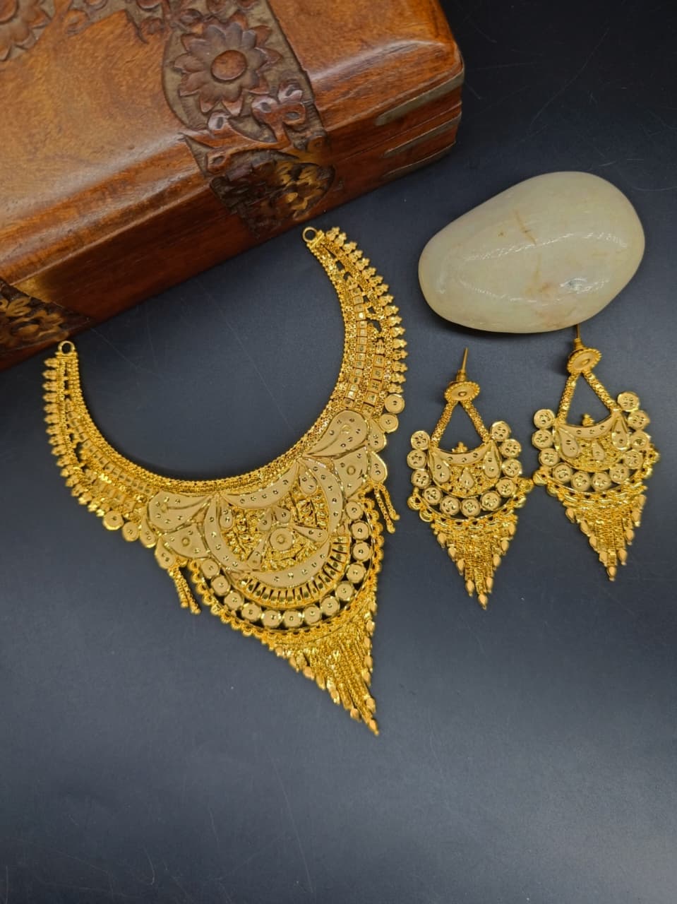 Aishwarya 1 Gram Gold Plated Designer Necklace Set
