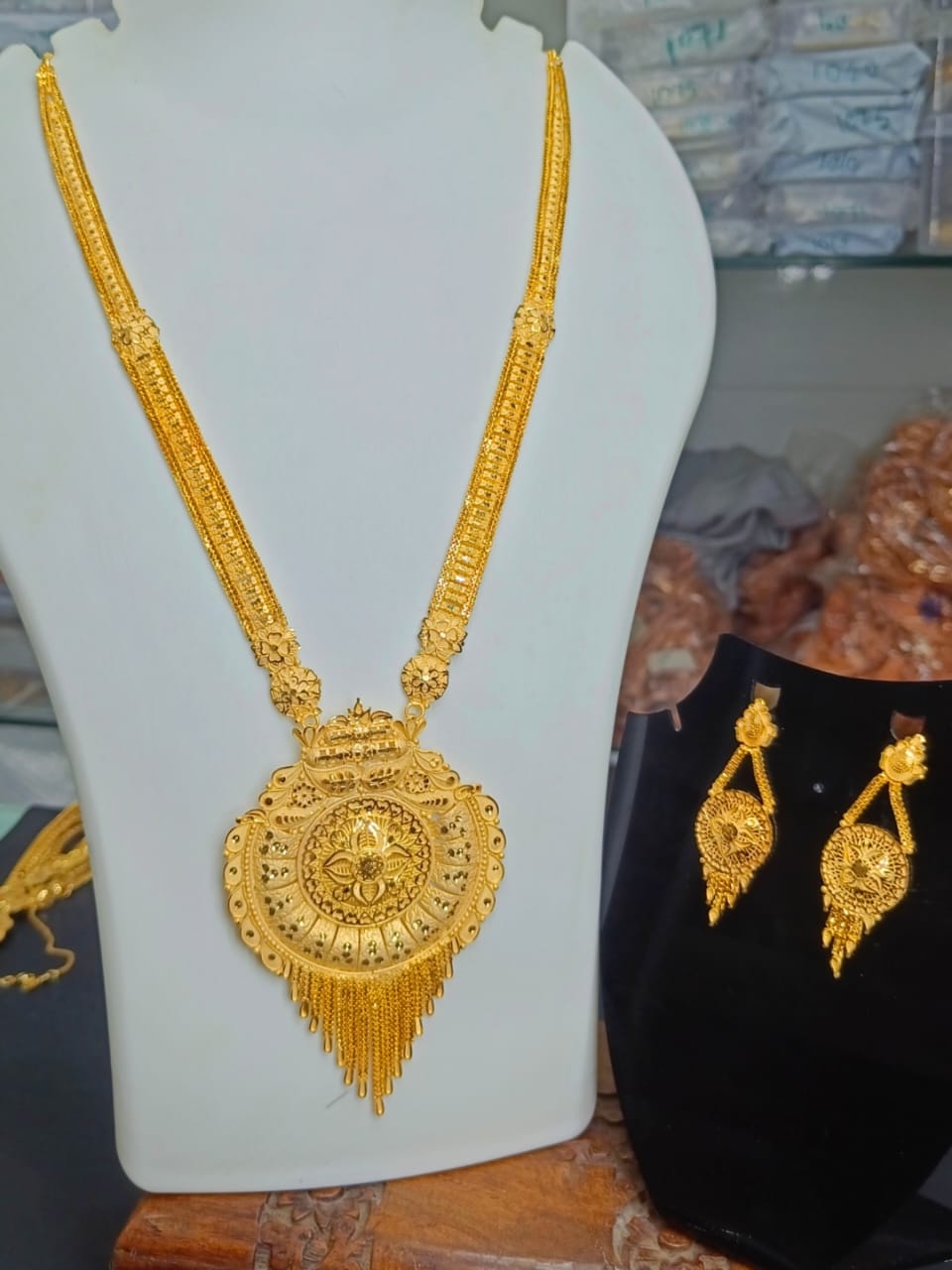 Chetana FLower look, Premium Quality Rani har !