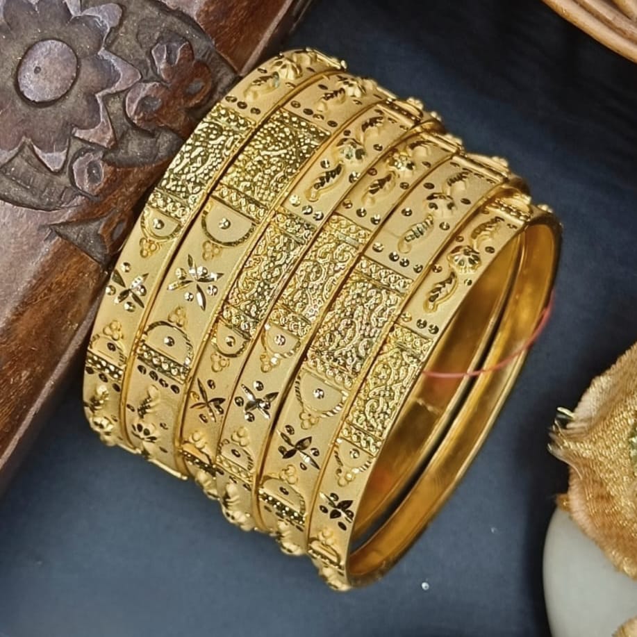 Roja One Gram Gold 6 pis Bangles Set