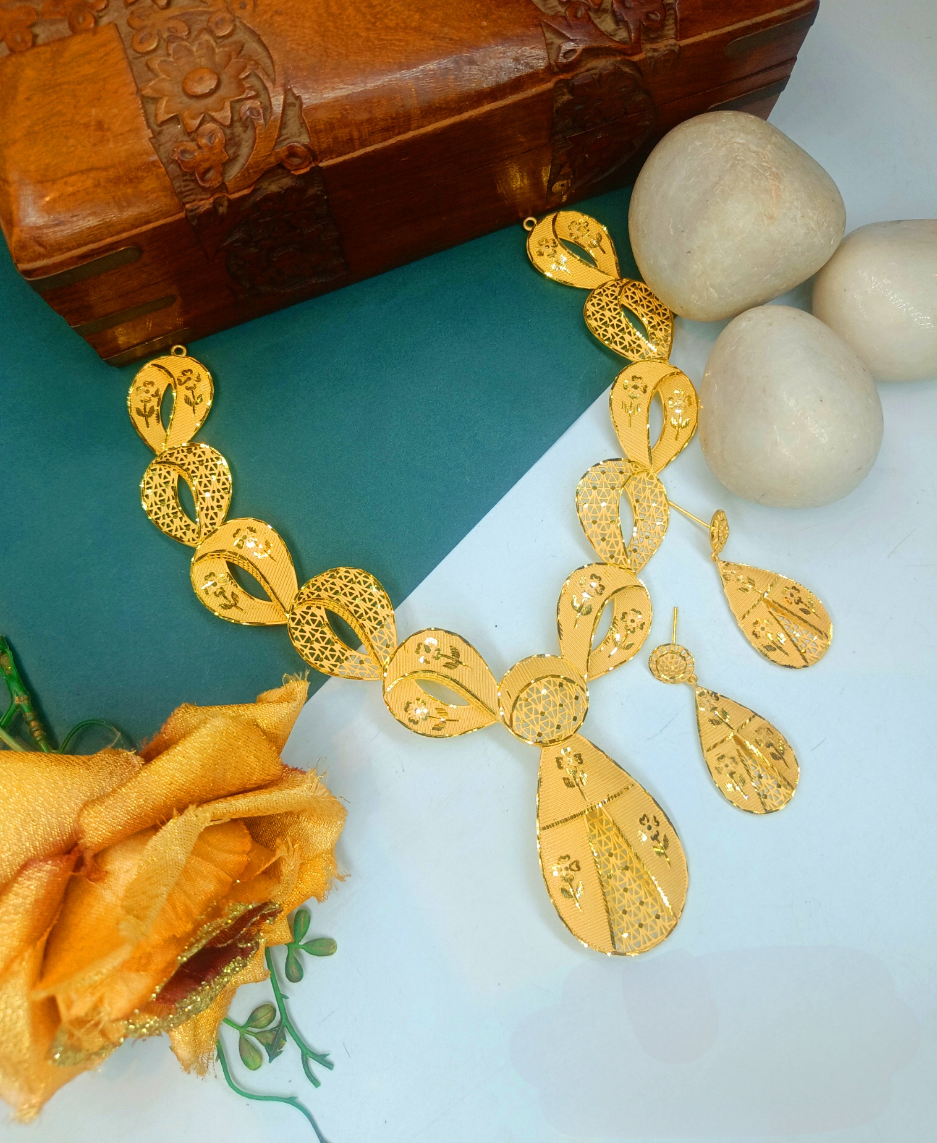 Defne Sultana 1 Gram Gold Plated Designer Necklace Set
