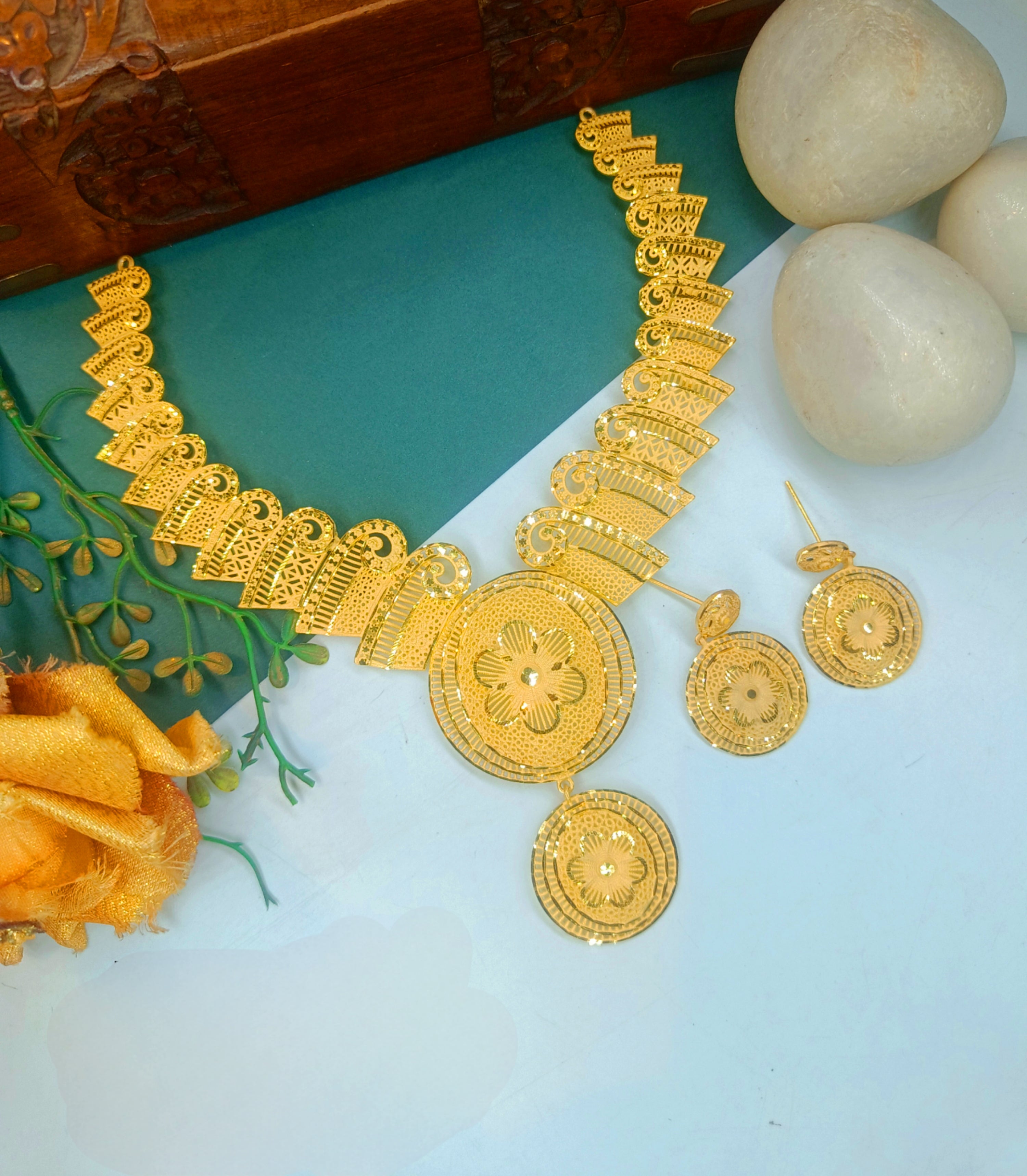 Bahar Sultana 1 Gram Gold Plated Designer Necklace Set