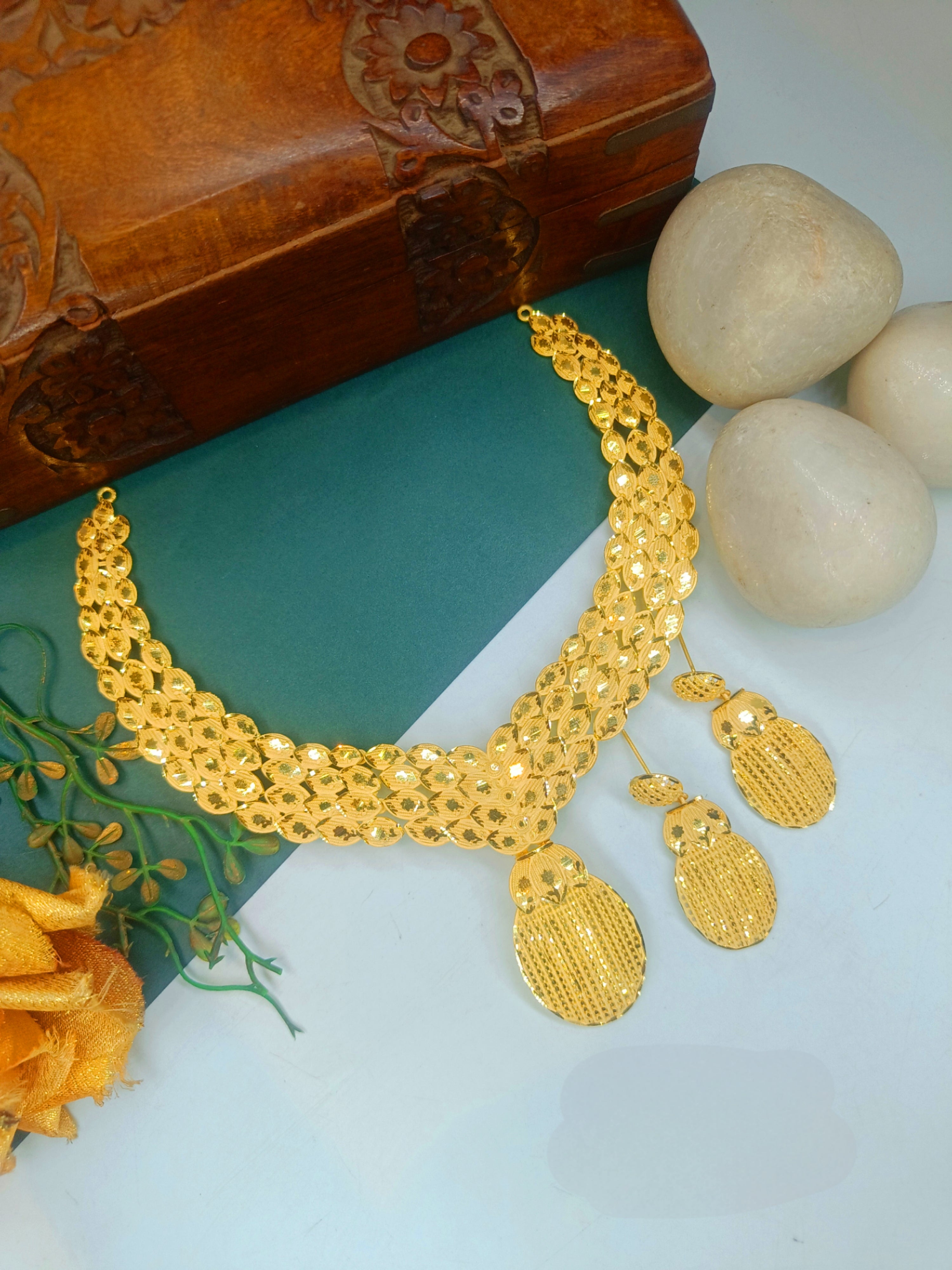 Dilara Sultana 1 Gram Gold Plated Designer Necklace Set