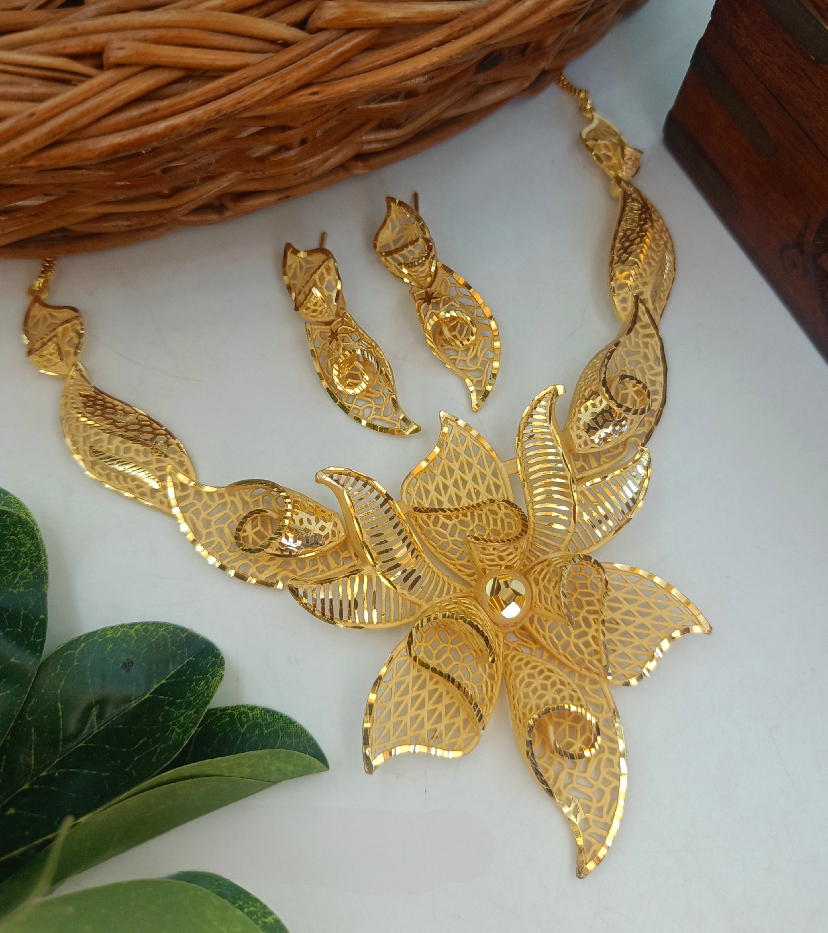 Lara Sultana 1 Gram Gold Plated Designer Necklace Set