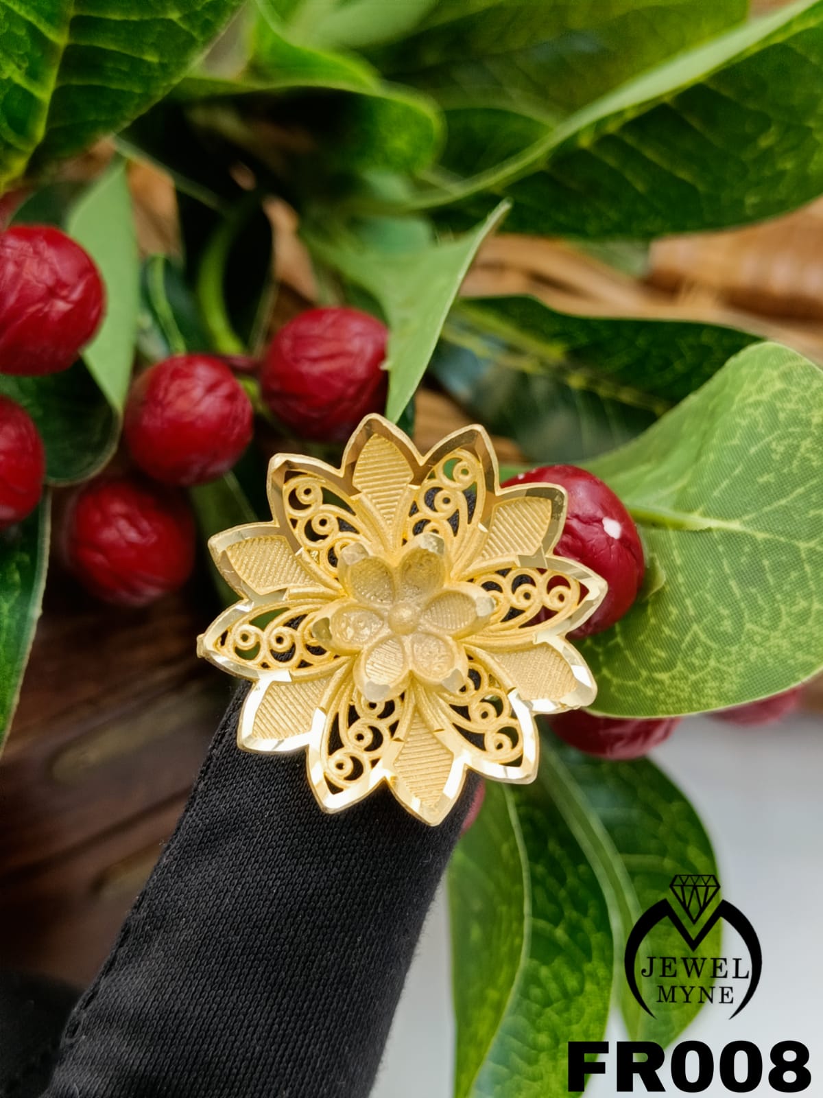 Jingle 1 Gm Gold Plated Women Finger Ring