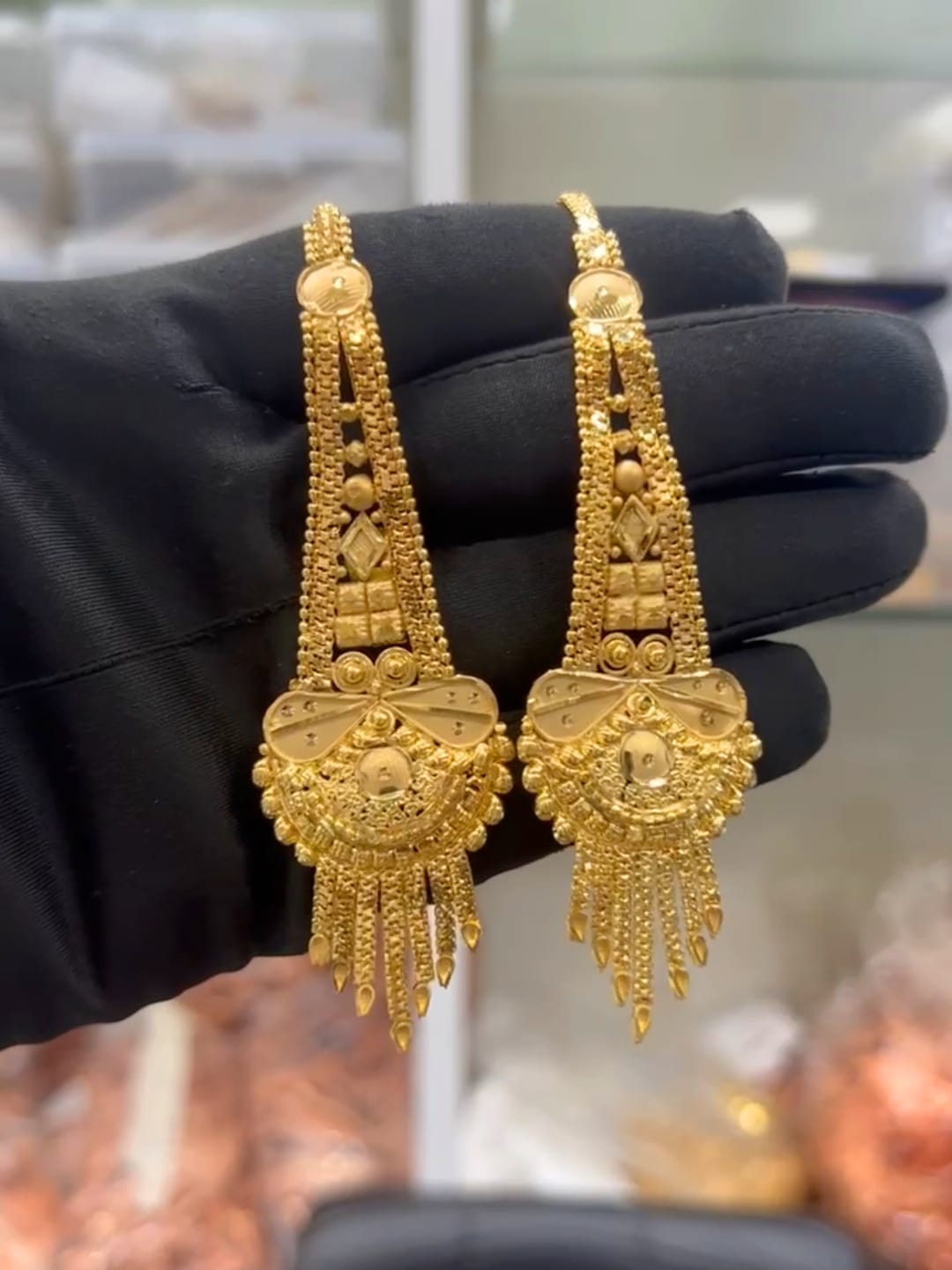 Mukta 1 Gram Gold Plated Kan Sahara