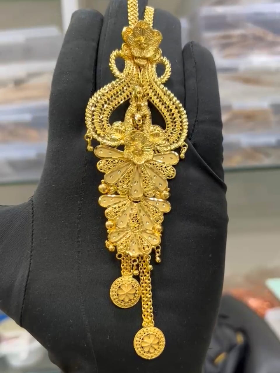 Madar 1 Gm Gold Plated Tie Chain Pendent Set