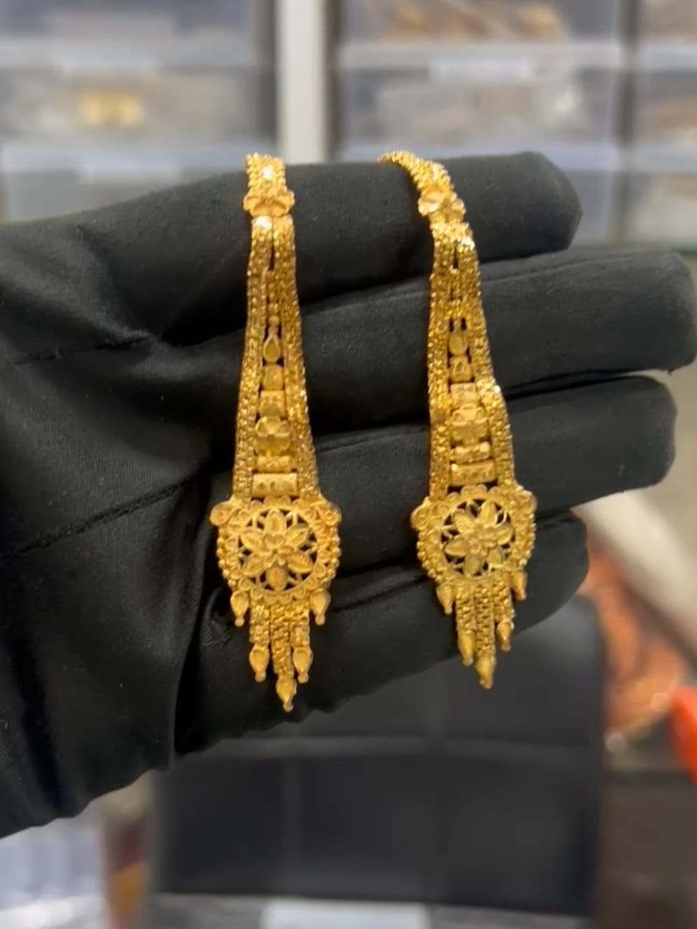 Padma  1 Gram Gold Plated Kan Sahara