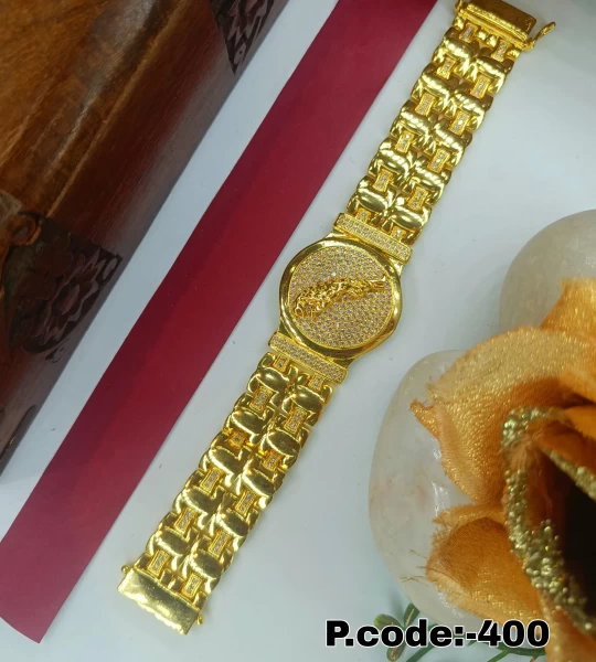 BX-45 One Gram Gold Foaming Designer Jaguar Round Dial Bracelet 0000153