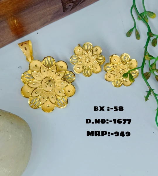 BX-58 One Gram Gold Foaming Pendent Earings Set 0001677