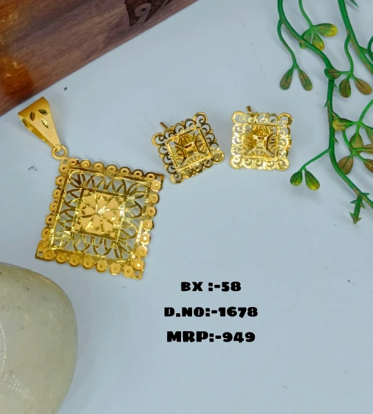 BX-58 One Gram Gold Foaming Pendent Earings Set 0001678