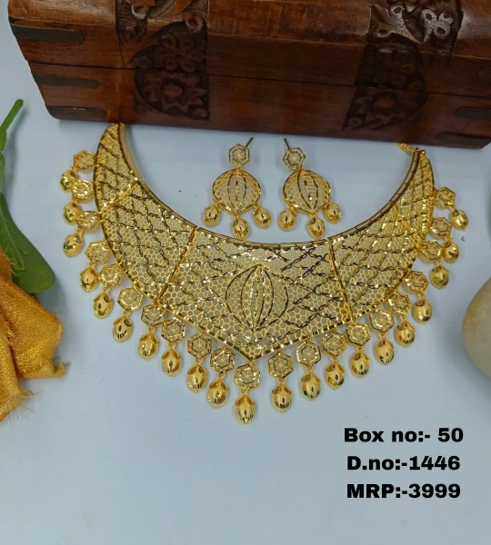 BX-50 One Gram Gold Foaming Dubai Choker Set 0001446