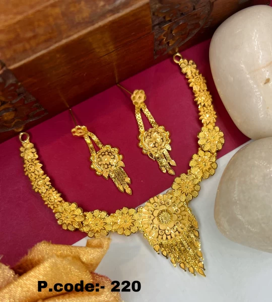 BX-21 One Gram Gold Foaming Designer Fancy Necklace Set 0000189