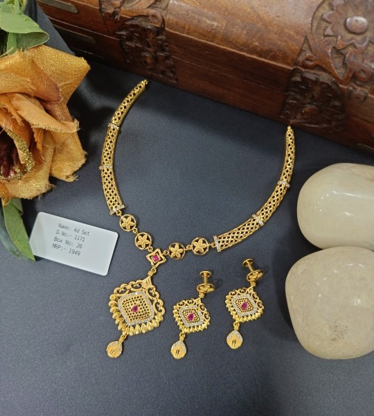 BX-26 One Gram Gold Foaming AD Necklace Set 0001171