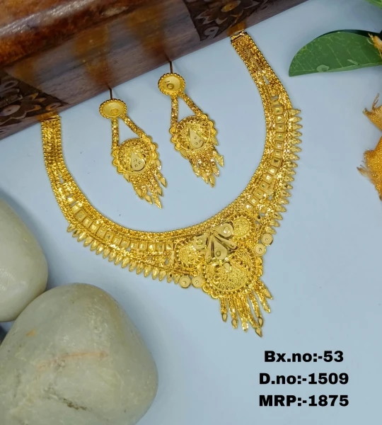 BX-53 One Gram Gold Foaming Designer Necklace Set 0001509