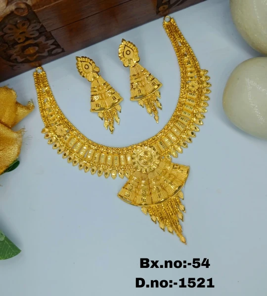 BX-54 One Gram Gold Foaming Designer Necklace Set 0001521