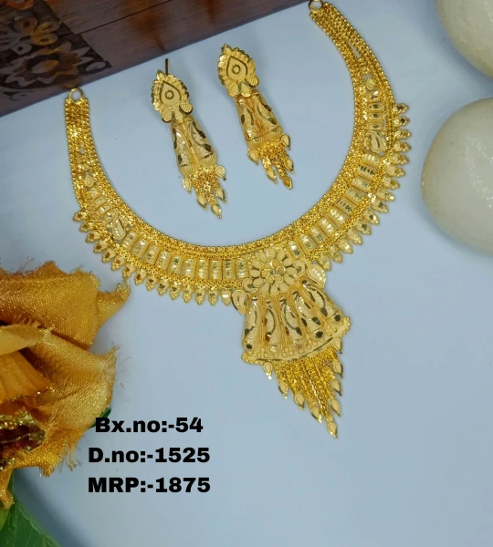 BX-54 One Gram Gold Foaming Designer Necklace Set 0001525