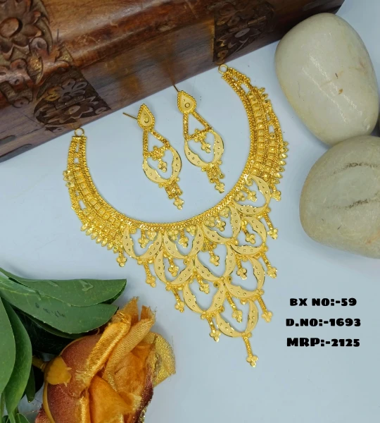 BX-59 One Gram Gold Foaming Designer Necklace Set 0001693