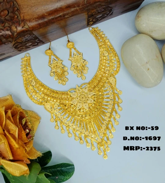 BX-59 One Gram Gold Foaming Designer Necklace Set 0001697